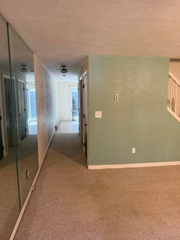 300 Falmouth Road APT 19C, Mashpee, MA 02649