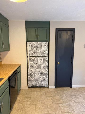 300 Falmouth Road APT 19C, Mashpee, MA 02649