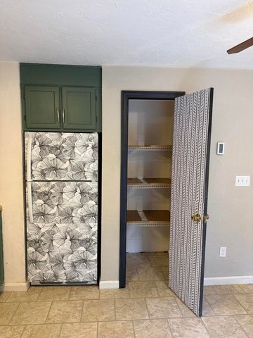 300 Falmouth Road APT 19C, Mashpee, MA 02649