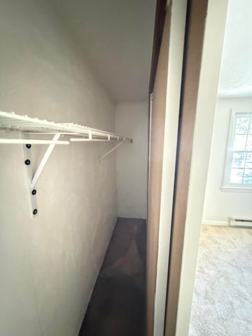 300 Falmouth Road APT 19C, Mashpee, MA 02649