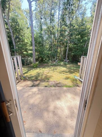300 Falmouth Road APT 19C, Mashpee, MA 02649