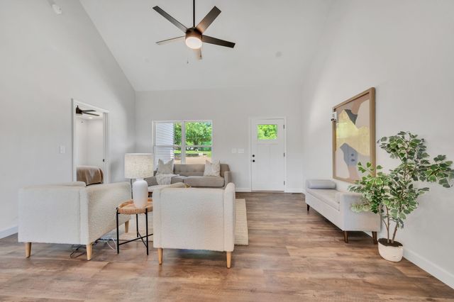 469 Jesse Work Road, Dickson, TN 37055