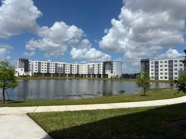 5587 MILLENIA PARK BOULEVARD 301, Orlando, FL 32839
