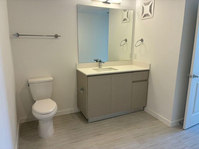 5587 MILLENIA PARK BOULEVARD 301, Orlando, FL 32839