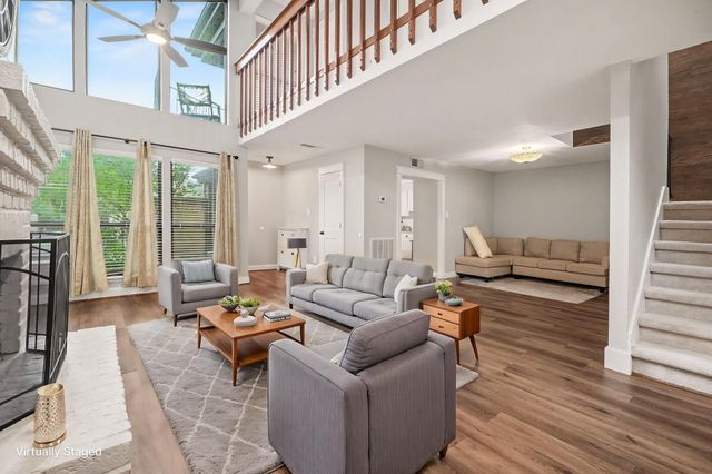 18242 Lakeside Lane, Houston, TX 77058