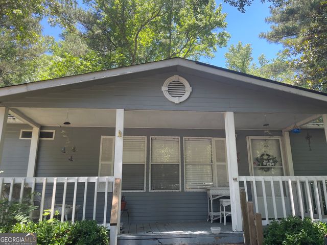 19 Peachtree Lake Drive, Sharpsburg, GA 30277