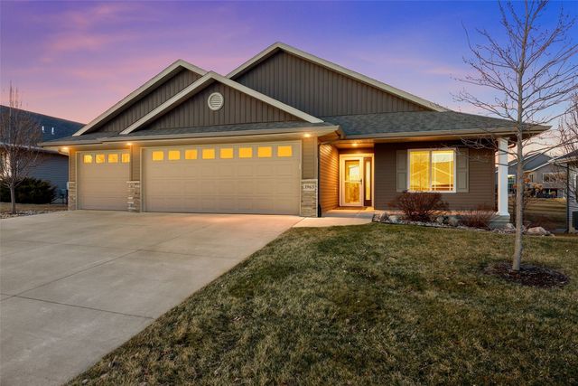 3965 Peridot Dr, Marion, IA 52302