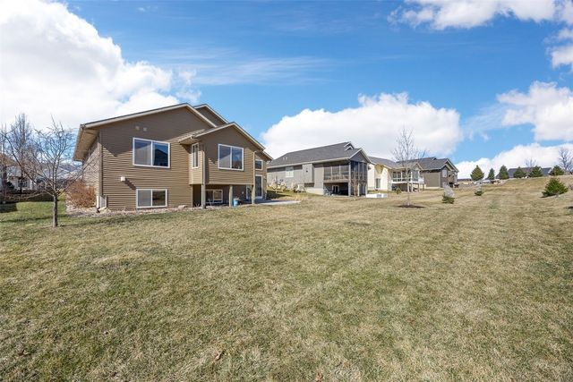 3965 Peridot Dr, Marion, IA 52302