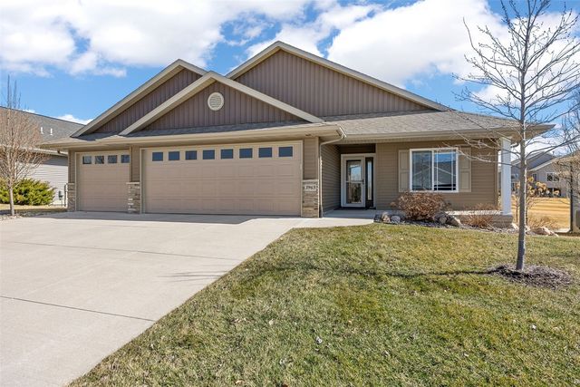 3965 Peridot Dr, Marion, IA 52302