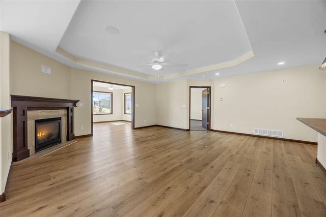 3965 Peridot Dr, Marion, IA 52302