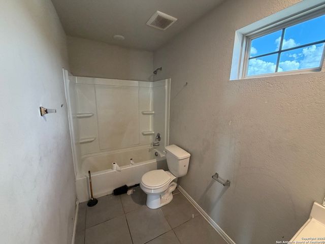715 wild olive, San Antonio, TX 78219