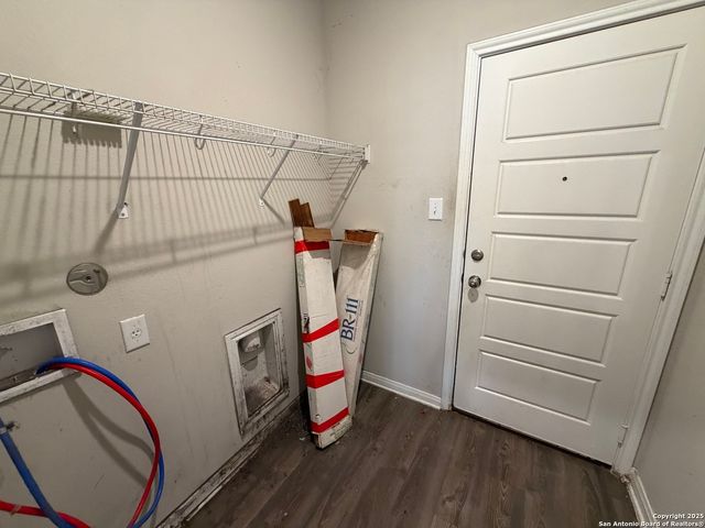 715 wild olive, San Antonio, TX 78219