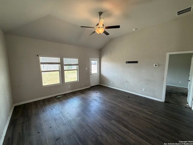 715 wild olive, San Antonio, TX 78219