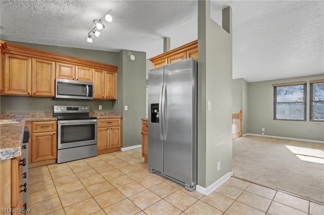 1067 Erin Drive, Kent, OH 44240