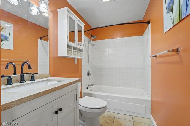 1067 Erin Drive, Kent, OH 44240