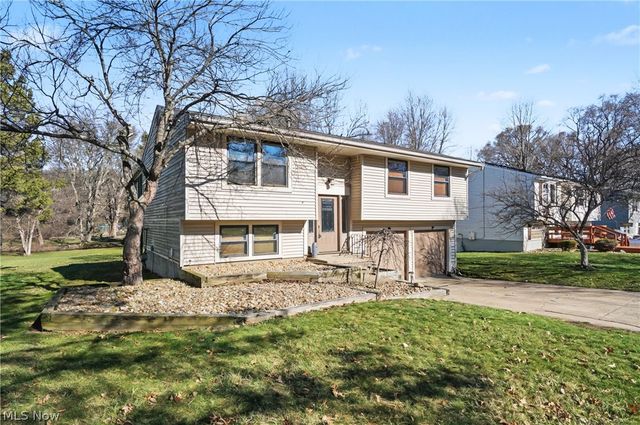 1067 Erin Drive, Kent, OH 44240