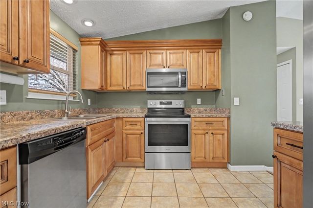 1067 Erin Drive, Kent, OH 44240