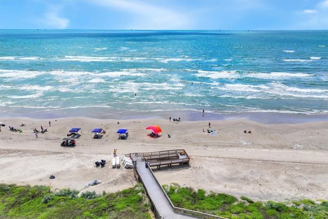 6649 Seacomber Dr 306, Port Aransas, TX 78373