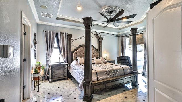 911 FALLBROOKE AVENUE, Deltona, FL 32725