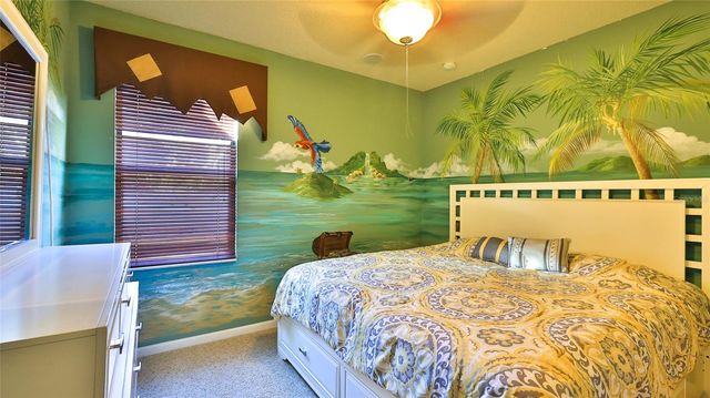 911 FALLBROOKE AVENUE, Deltona, FL 32725