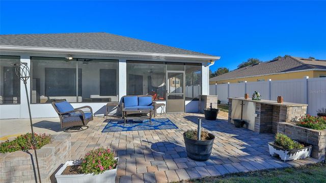 911 FALLBROOKE AVENUE, Deltona, FL 32725