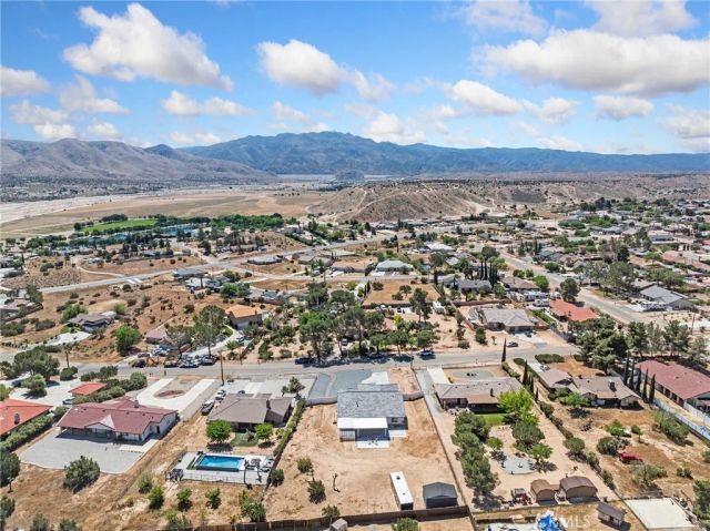 18630 Plumas Street, Hesperia, CA 92345