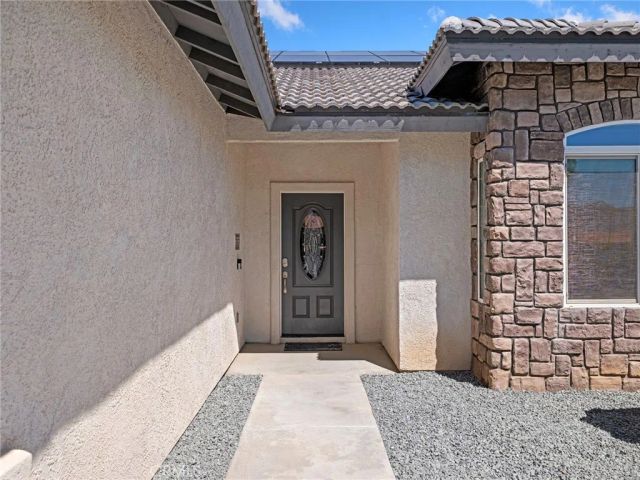 18630 Plumas Street, Hesperia, CA 92345