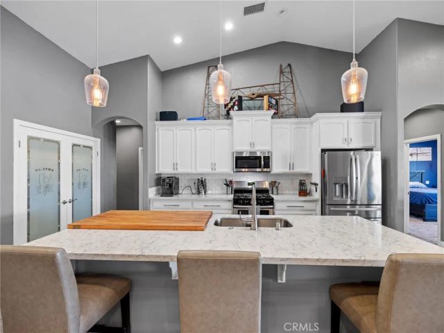 18630 Plumas Street, Hesperia, CA 92345