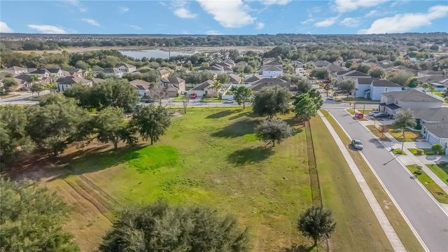 410 KESTREL DRIVE, Groveland, FL 34736