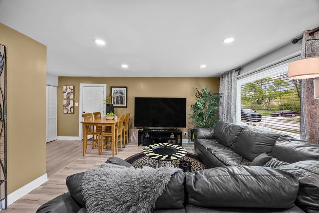 182 Washington Street, Park Forest, IL 60466