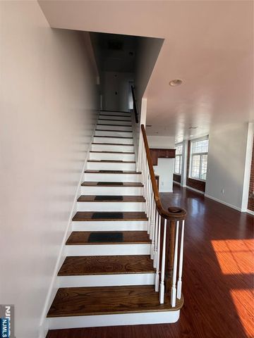 55 Westervelt Avenue, Hawthorne, NJ 07506