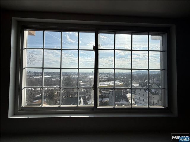 55 Westervelt Avenue, Hawthorne, NJ 07506