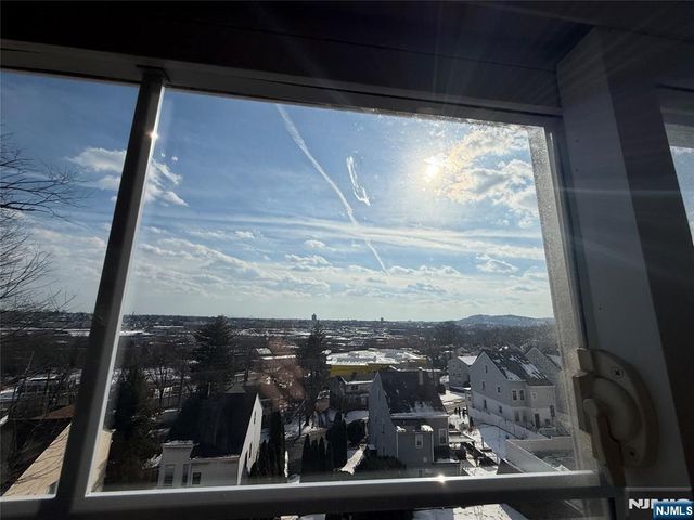 55 Westervelt Avenue, Hawthorne, NJ 07506