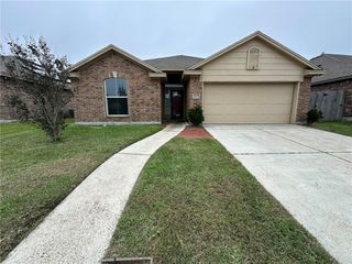 2217 Mangrove Dr, Portland, TX 78374