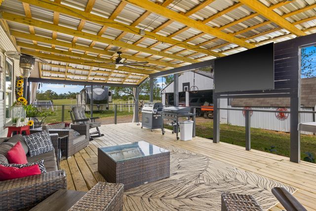 1018 County Road 4287, Winnsboro, TX 75494