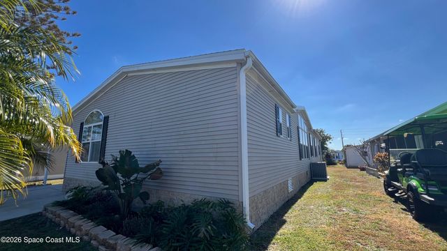 621 Puffin Drive, Barefoot Bay, FL 32976