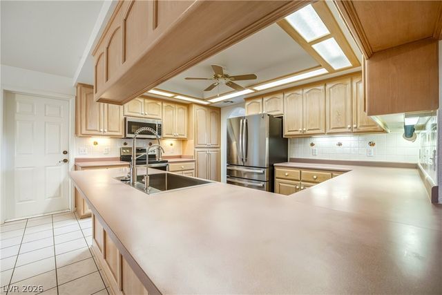 3221 Cactus Street, Pahrump, NV 89048