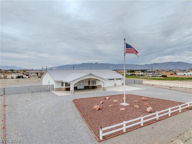 3221 Cactus Street, Pahrump, NV 89048