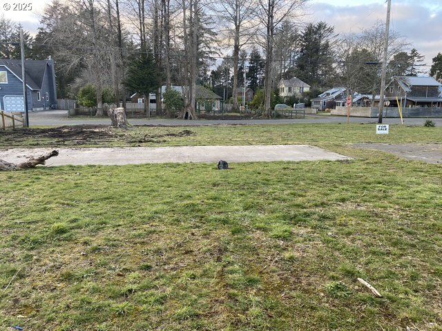 1204 37TH Pl, Seaview, WA 98644