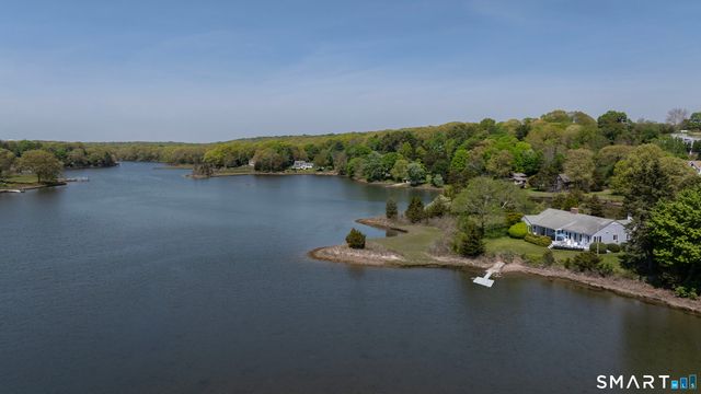 27 Wilbur Road, Stonington, CT 06378