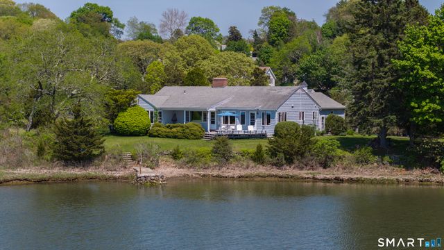 27 Wilbur Road, Stonington, CT 06378