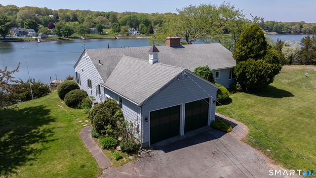 27 Wilbur Road, Stonington, CT 06378