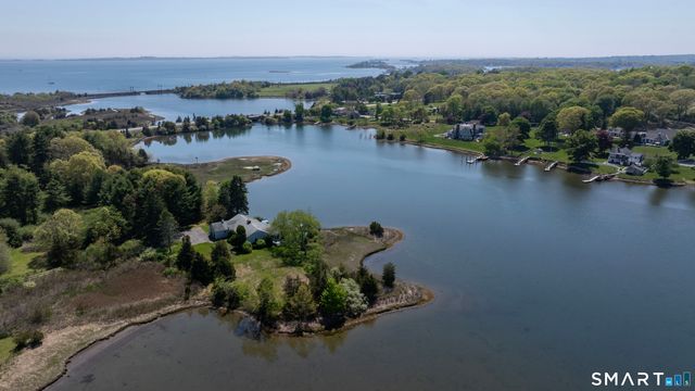 27 Wilbur Road, Stonington, CT 06378