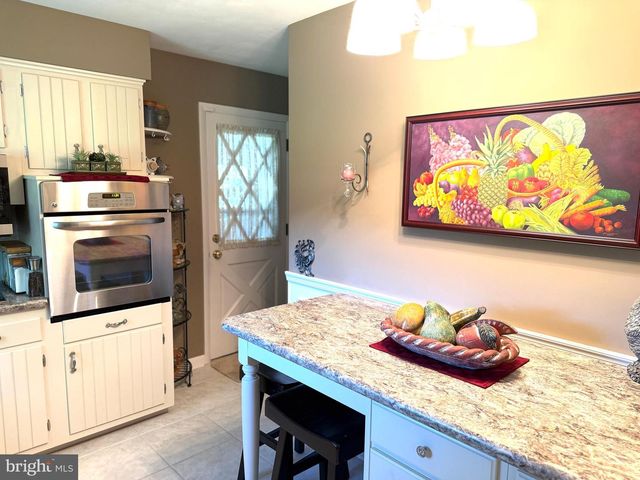 31 S WEST AVENUE, Shiremanstown, PA 17011