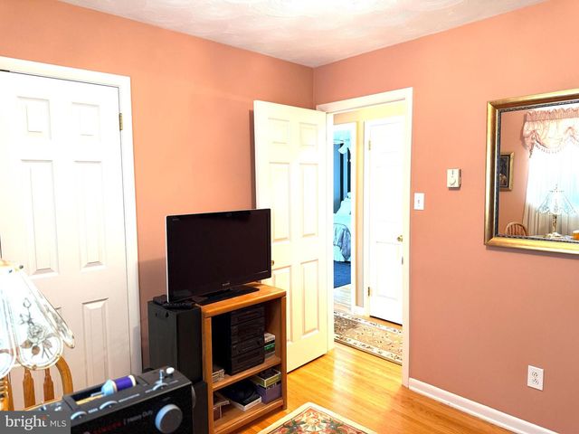 31 S WEST AVENUE, Shiremanstown, PA 17011