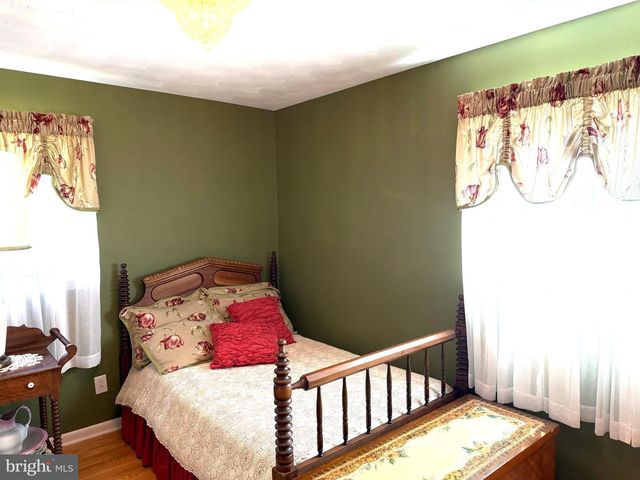 31 S WEST AVENUE, Shiremanstown, PA 17011