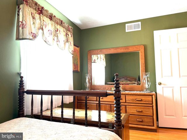 31 S WEST AVENUE, Shiremanstown, PA 17011
