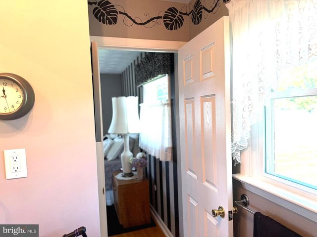 31 S WEST AVENUE, Shiremanstown, PA 17011