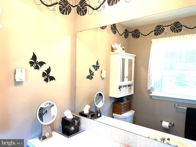 31 S WEST AVENUE, Shiremanstown, PA 17011