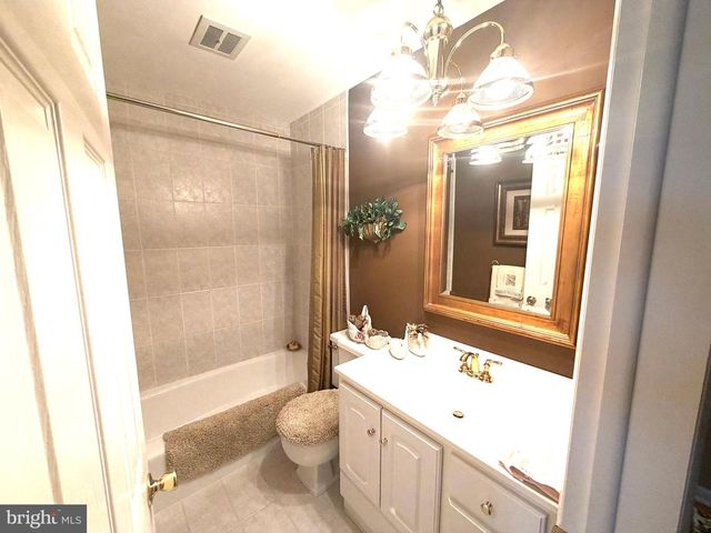 31 S WEST AVENUE, Shiremanstown, PA 17011